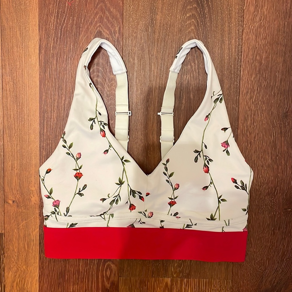 Fabletics sports bra size small